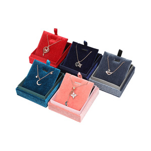 Custom velvet  base&lid jewelry box Pendant ring box